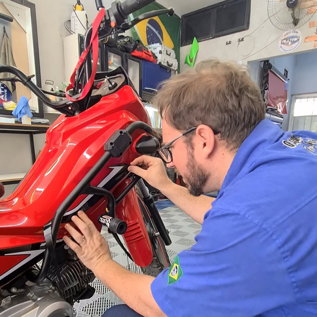 Envelopamento Honda POP